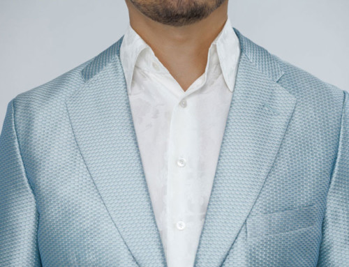 Silk–piqué jacket combined with a silk–jacquard shirt